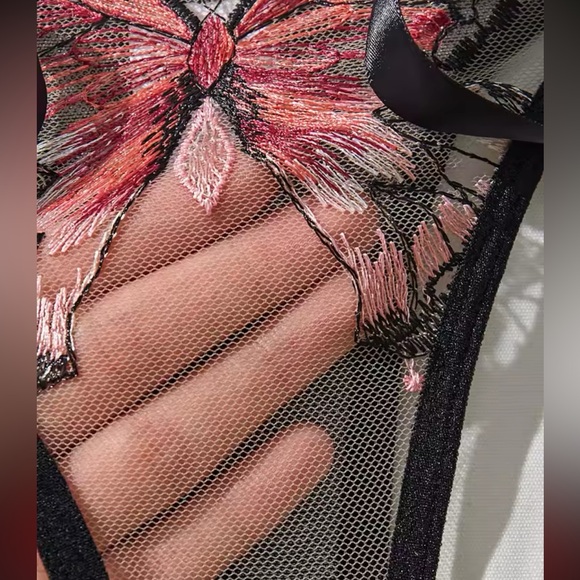 Gorgeous Classy Satin Tie Floral Embroidered Bra + Panty Set - Picture 6 of 6